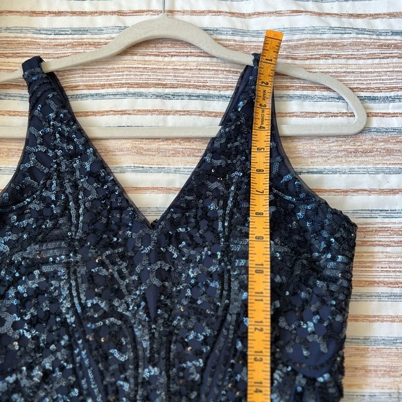 Nightway, a V-neck w/ an array of sequin embellishments on a flowing silhouette - Picture 6 of 15